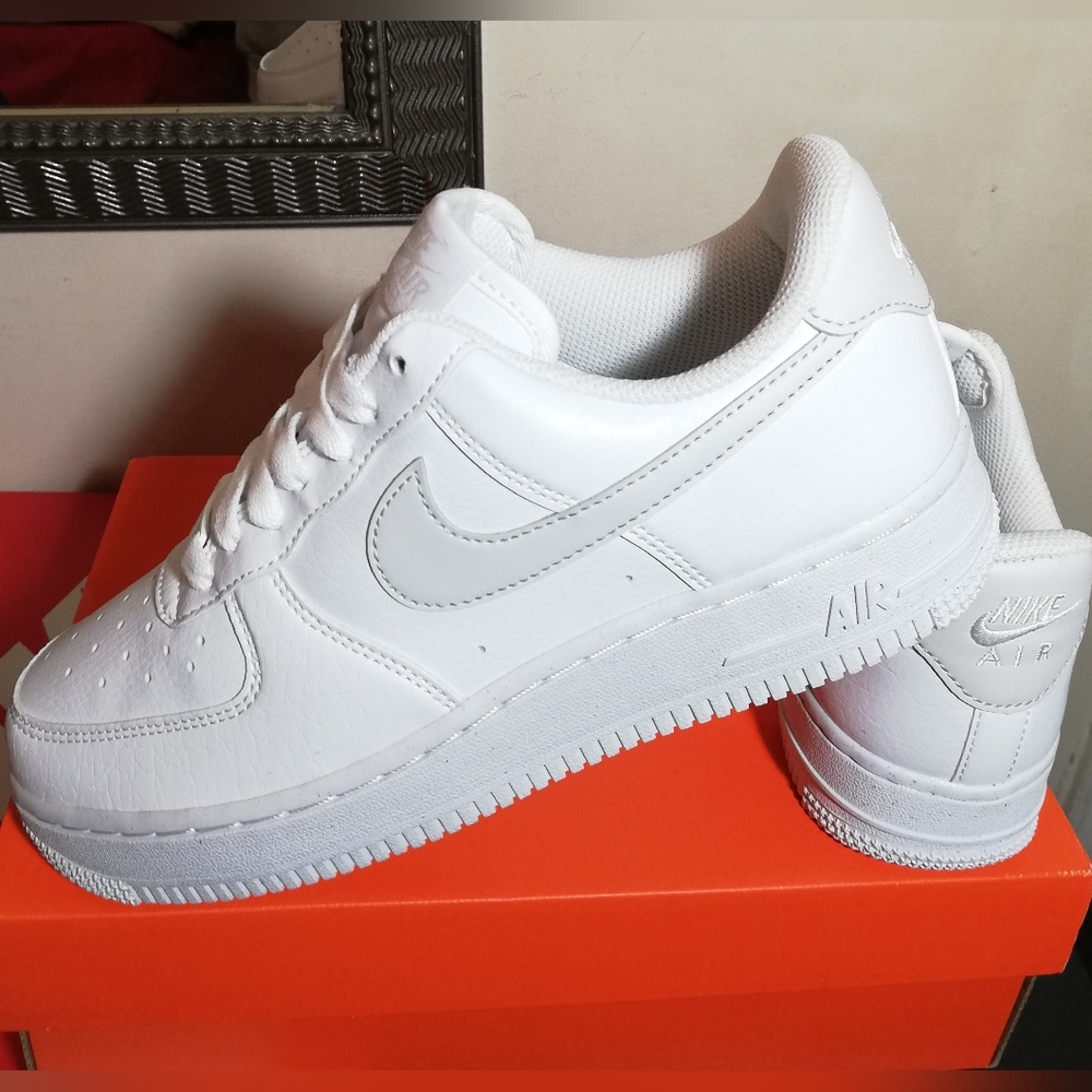 NIKE AIR FORCE 1 '07 NEXT NUTURE"WHITE-VAST GREY" WOMEN SIZE 7 BRAND NEW IN BOX
